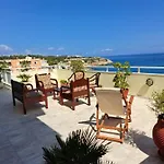 Appartement Seaview Flora's Luxury
