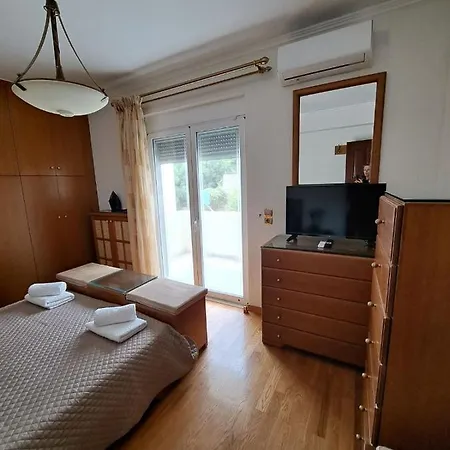 Seaview Flora's Luxury Apartment-300meters From The Appartement