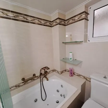 Appartement Seaview Flora's Luxury Apartment-300meters From The Rethimnon