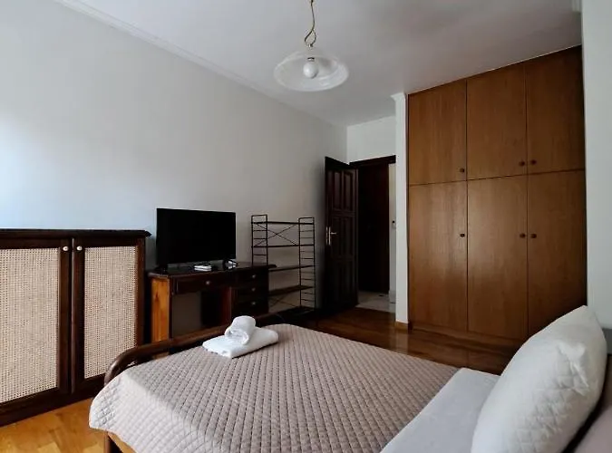 شقة Seaview Flora's Luxury