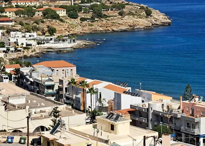 Seaview Flora's Luxury شقة