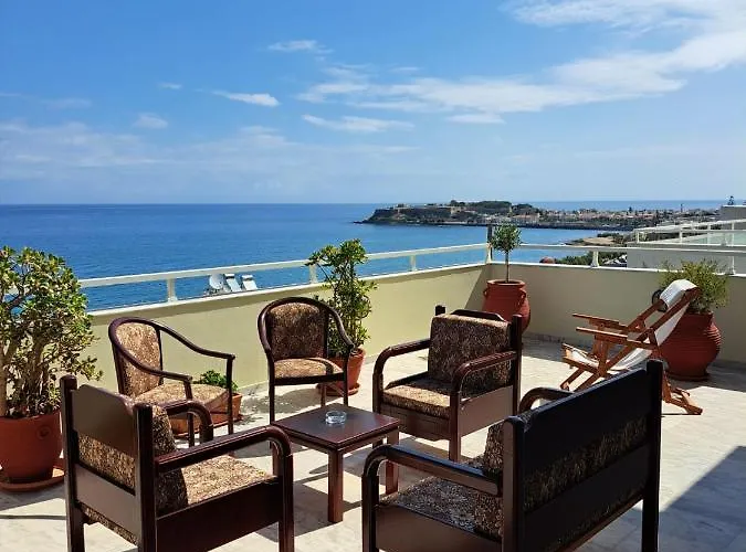 شقة Seaview Flora's Luxury ريثيمنو