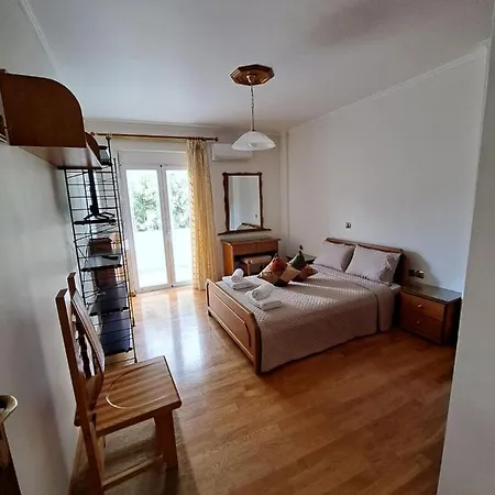 Seaview Flora's Luxury