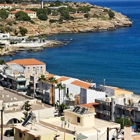 Seaview Flora's Luxury Apartment-300meters From The Apartment