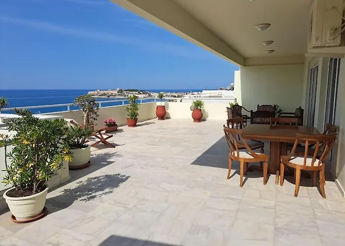 Seaview Flora's Luxury Apartment Rethymno