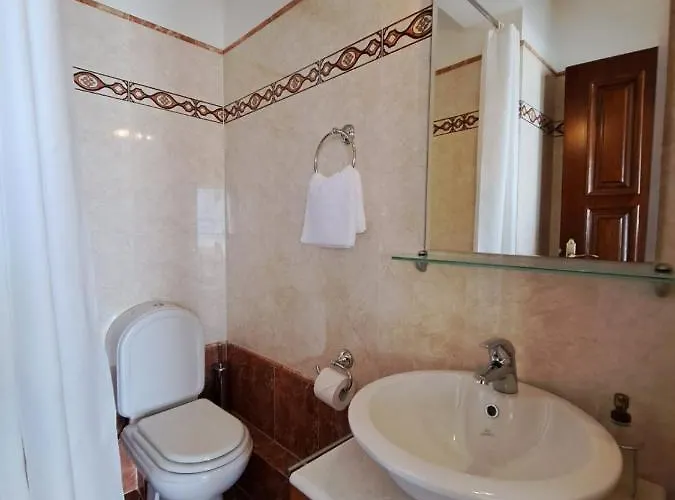 Seaview Flora's Luxury Apartment