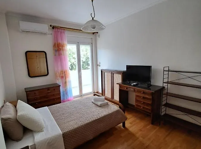 Seaview Flora's Luxury Apartment Rethymno