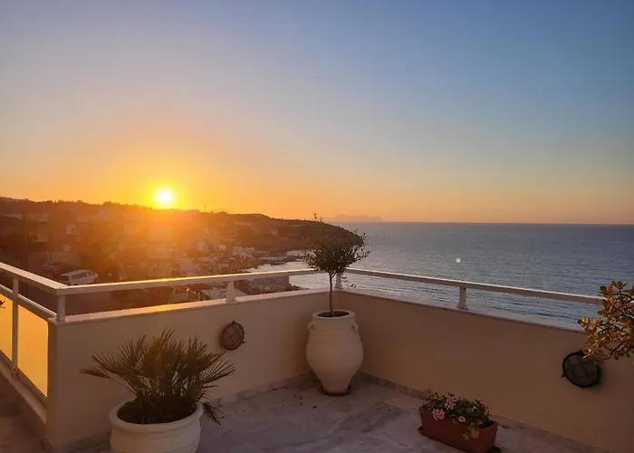 Seaview Flora's Luxury Rethymno (Crete)