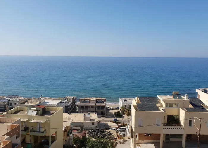 Seaview Flora's Luxury Apartment