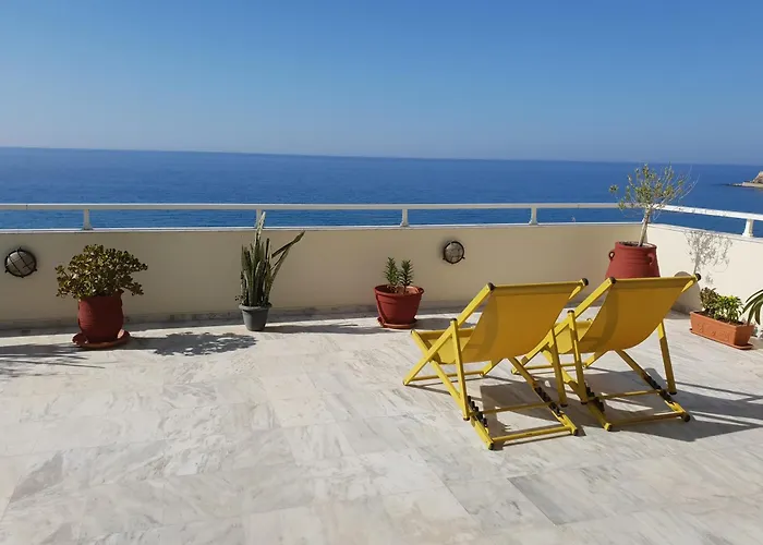 Seaview Flora's Luxury Apartment Rethymno